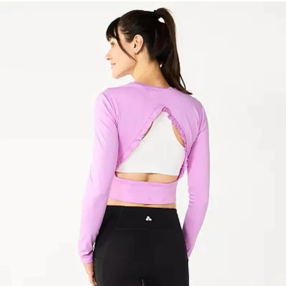 NWT Tek Gear Women's Ruffle Cutout Crop Tee Size XL Shy Green - Picture 3 of 15